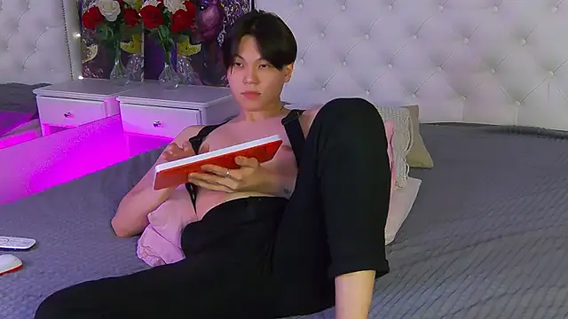 Snapshot of just_gay_ chatting on March 2025 10:08:02 PM just gay online show from March 2025 10:08:02 PM