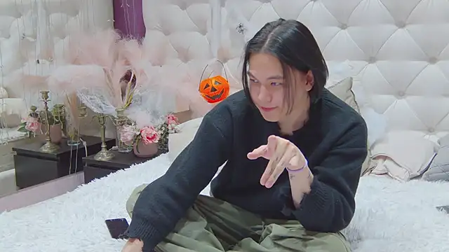 Snapshot of just_gay_ chatting on November 2025 09:39:01 PM just gay online show from November 2025 09:39:01 PM