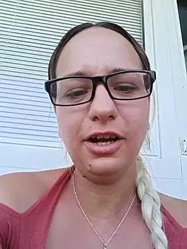 Snapshot of Mia_RainX chatting on May 2026 11:51:01 AM Mia RainX online show from May 2026 11:51:01 AM
