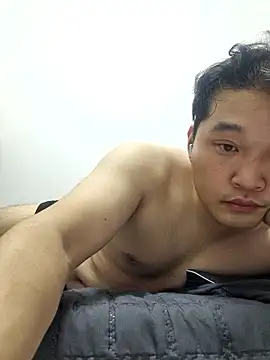 Snapshot of offwhite777 chatting on November 2025 01:55:01 PM offwhite777 online show from November 2025 01:55:01 PM