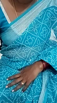 Snapshot of Tamil_Meera12 chatting on February 2025 11:43:02 AM Tamil Meera12 online show from February 2025 11:43:02 AM