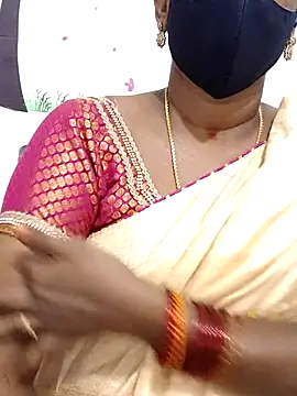 Snapshot of Tamil_Meera12 chatting on September 2025 10:37:01 AM Tamil Meera12 online show from September 2025 10:37:01 AM