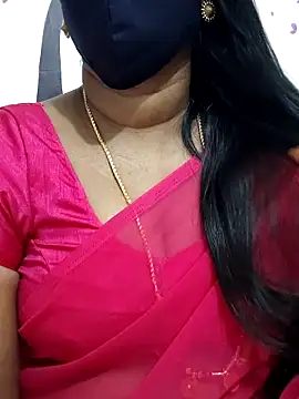 Snapshot of Tamil_Meera12 chatting on September 2025 06:37:01 AM Tamil Meera12 online show from September 2025 06:37:01 AM