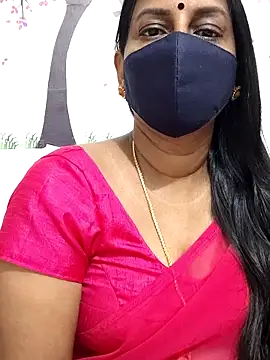 Snapshot of Tamil_Meera12 chatting on September 2025 06:41:02 PM Tamil Meera12 online show from September 2025 06:41:02 PM