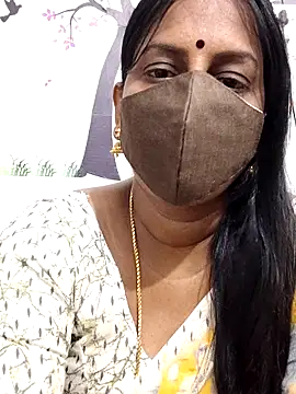 Snapshot of Tamil_Meera12 chatting on June 2026 05:24:02 PM Tamil Meera12 online show from June 2026 05:24:02 PM