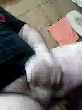 Snapshot of NAvoglia chatting on January 2025 09:47:02 PM NAvoglia online show from January 2025 09:47:02 PM