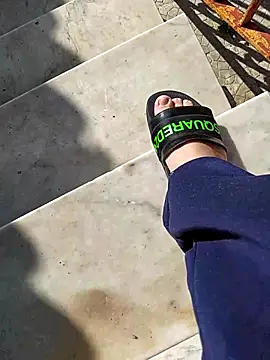 Snapshot of NAvoglia chatting on February 2025 12:59:02 PM NAvoglia online show from February 2025 12:59:02 PM