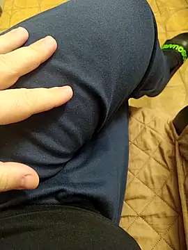 Snapshot of NAvoglia chatting on February 2025 10:36:02 PM NAvoglia online show from February 2025 10:36:02 PM