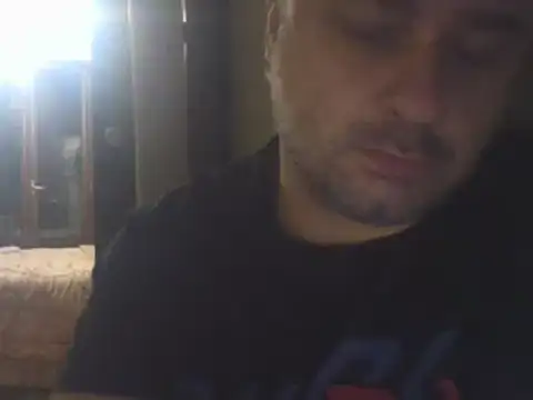 Snapshot of NAvoglia chatting on October 2025 08:04:02 PM NAvoglia online show from October 2025 08:04:02 PM