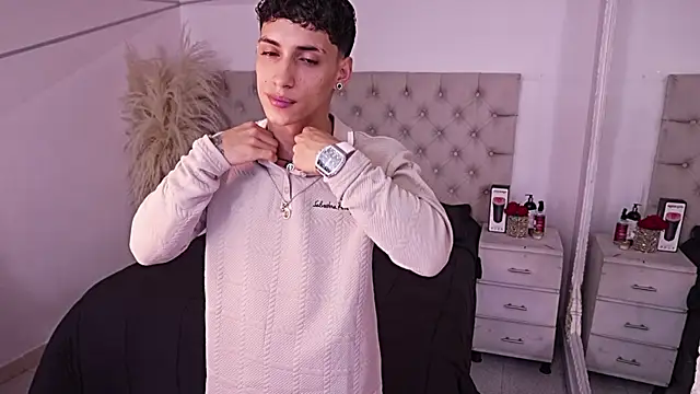 JhoanLeandro online show from March 2026 05:02:02 AM