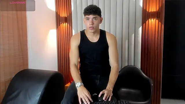 Justin mack online show from September 2025 12:43:02 PM