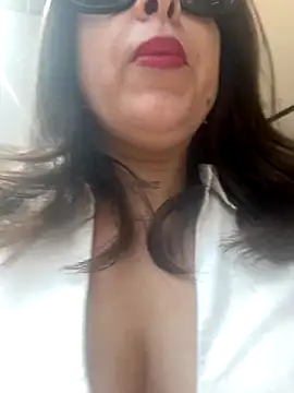 laarti online show from September 2025 01:00:02 PM