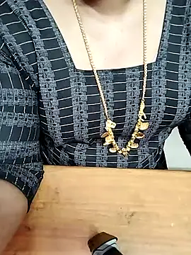 Tamil Radha online show from October 2025 12:33:02 AM