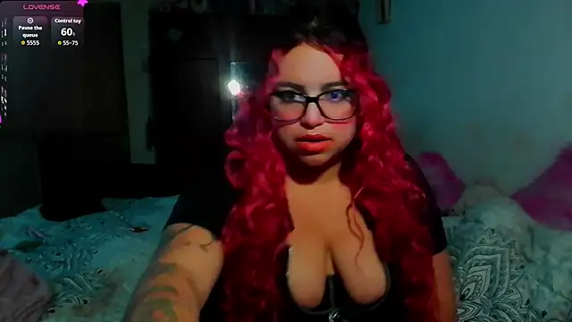 Snapshot of EstefyTabbo chatting on July 2026 10:21:02 AM EstefyTabbo online show from July 2026 10:21:02 AM