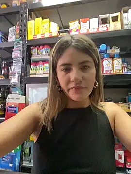 Snapshot of Andrea18_blonde chatting on March 2026 03:18:02 PM Andrea18 blonde online show from March 2026 03:18:02 PM