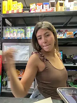 Snapshot of Andrea18_blonde chatting on March 2026 04:07:02 PM Andrea18 blonde online show from March 2026 04:07:02 PM