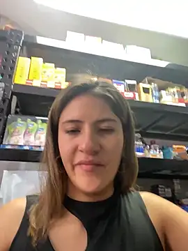 Snapshot of Andrea18_blonde chatting on April 2026 02:50:01 PM Andrea18 blonde online show from April 2026 02:50:01 PM