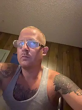 Snapshot of ClimbedCaelum chatting on June 2026 09:58:01 AM ClimbedCaelum online show from June 2026 09:58:01 AM