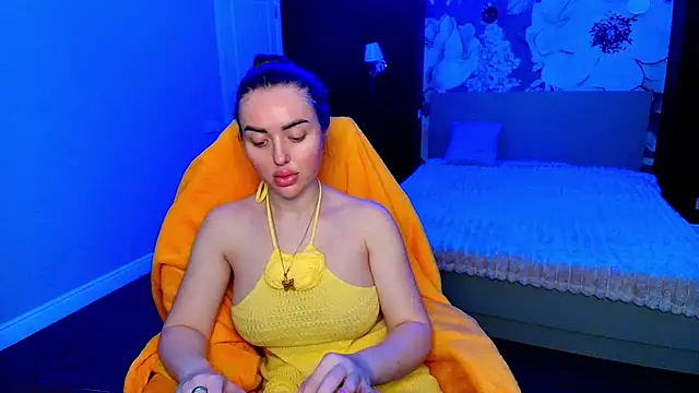 MissisCaty online show from June 2026 06:18:02 PM