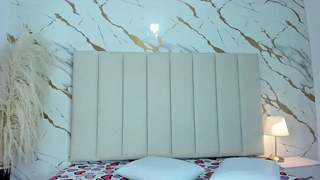  Emma whiitee  online show from November 2025 12:49:02 PM