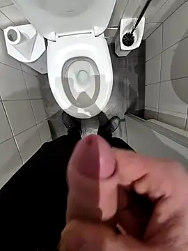 Snapshot of Oli0203@xh chatting on February 2026 09:30:02 PM Oli0203xh online show from February 2026 09:30:02 PM