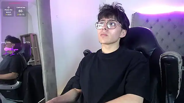 PepperTwink online show from September 2025 04:30:01 PM