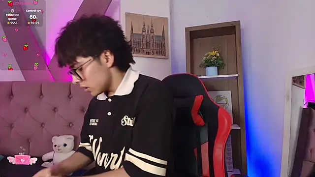 PepperTwink online show from April 2026 04:11:02 PM