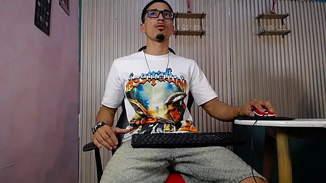 Becker2  online show from January 2026 05:51:02 PM