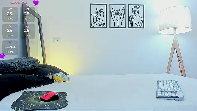 andrea cherryy online show from February 2026 06:48:01 PM