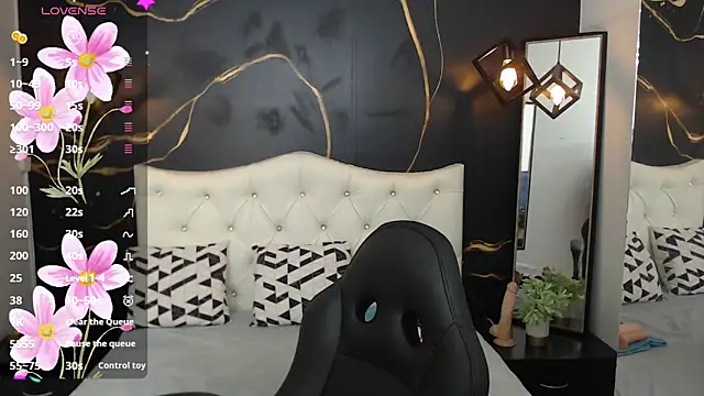 Snapshot of Aaliyah11 chatting on March 2025 02:37:02 AM Aaliyah11 online show from March 2025 02:37:02 AM