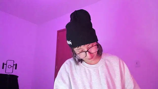 ggor4w33 online show from October 2025 06:14:02 AM