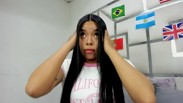 ZoeWan69 online show from July 2026 12:32:02 PM