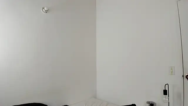 Snapshot of Mazikeen__18 chatting on March 2026 02:01:01 PM Mazikeen 18 online show from March 2026 02:01:01 PM