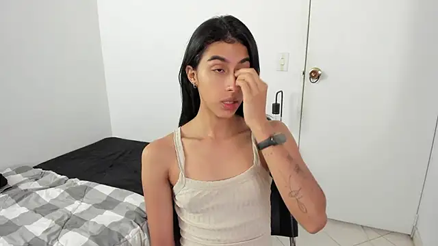 Snapshot of Mazikeen__18 chatting on March 2026 01:01:01 PM Mazikeen 18 online show from March 2026 01:01:01 PM