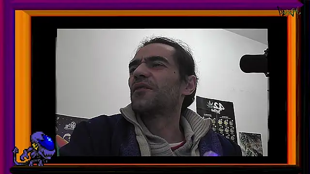 Snapshot of ReyDeBotones chatting on March 2025 09:42:02 PM ReyDeBotones online show from March 2025 09:42:02 PM