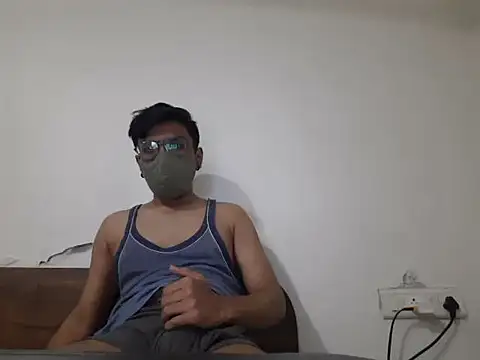 kk77102 online show from February 2025 11:44:02 AM