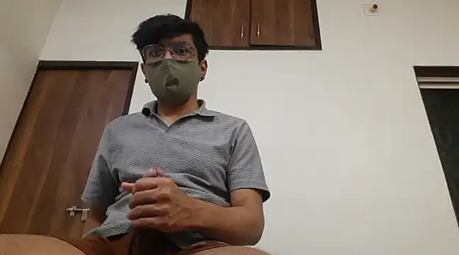 kk77102 online show from March 2025 06:23:02 PM