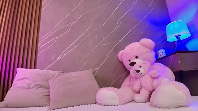 ariana jhonson1 online show from January 2026 12:10:01 PM