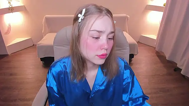 YourMegan online show from February 2026 07:00:02 PM