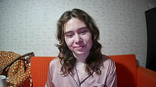 girliemilk online show from November 2025 08:12:01 PM