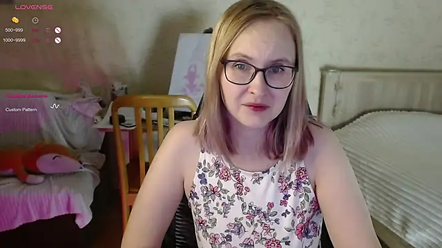 Agatha Mott online show from October 2025 03:10:01 AM