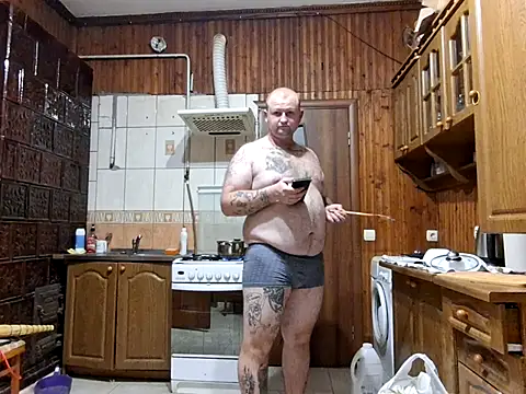 Snapshot of vitek1110 chatting on December 2025 05:18:02 PM vitek1110 online show from December 2025 05:18:02 PM