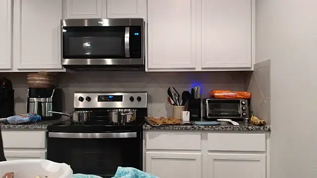 kaliii jones online show from November 2025 02:58:01 AM