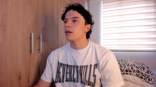 Mastrangelo xxx online show from November 2025 08:23:02 PM