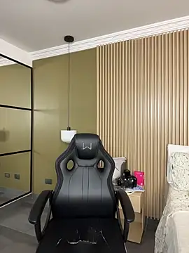 JessyCream online show from February 2026 01:32:02 PM