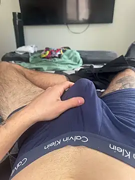 Snapshot of Bicho13132 chatting on February 2026 05:09:02 PM Bicho13132 online show from February 2026 05:09:02 PM