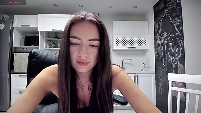 lisenok online show from July 2026 10:19:02 PM