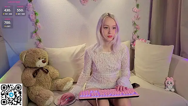 Anadeyaaa online show from February 2026 10:16:02 PM