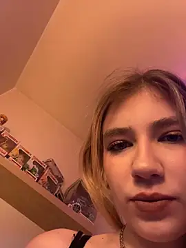 Snapshot of angeleyezlolita chatting on February 2025 04:02:01 PM angeleyezlolita online show from February 2025 04:02:01 PM