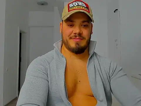 ZackMasterss online show from October 2025 09:56:01 PM